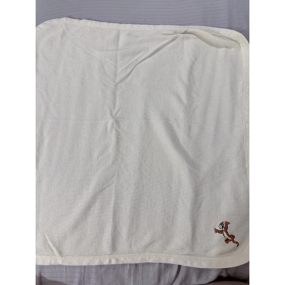 Disney Winnie The Pooh TIGGER Waffle Weave Knit Thermal Baby Blanket 30x30